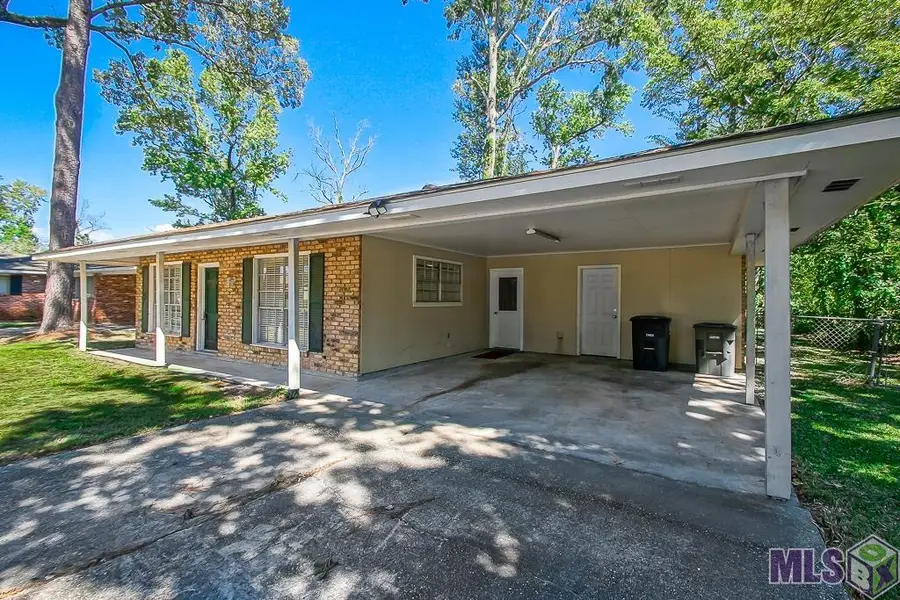 233 Gloria Dr, Baton Rouge, LA 70819 - Image #2