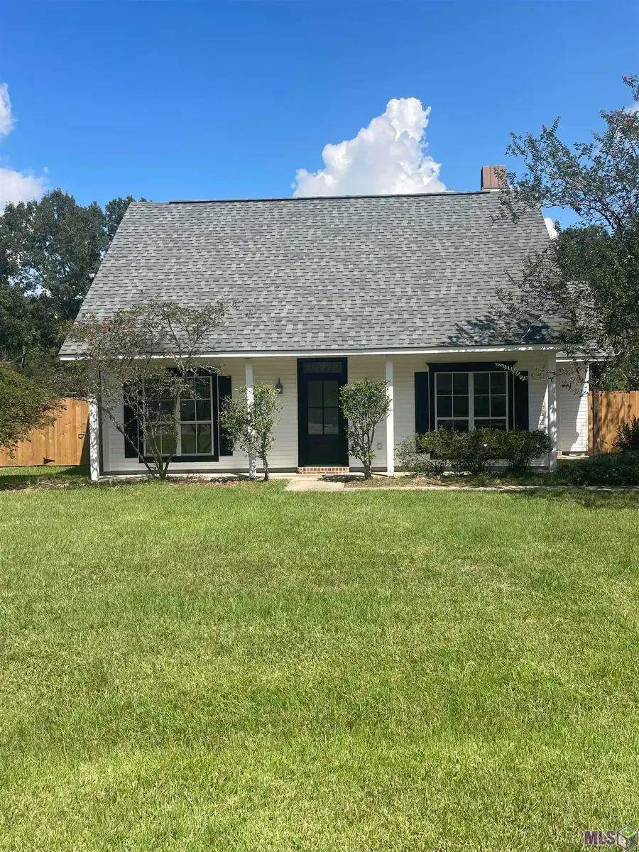 10373 Carter Hills Ave, Denham Springs, LA 70726 - Image #2