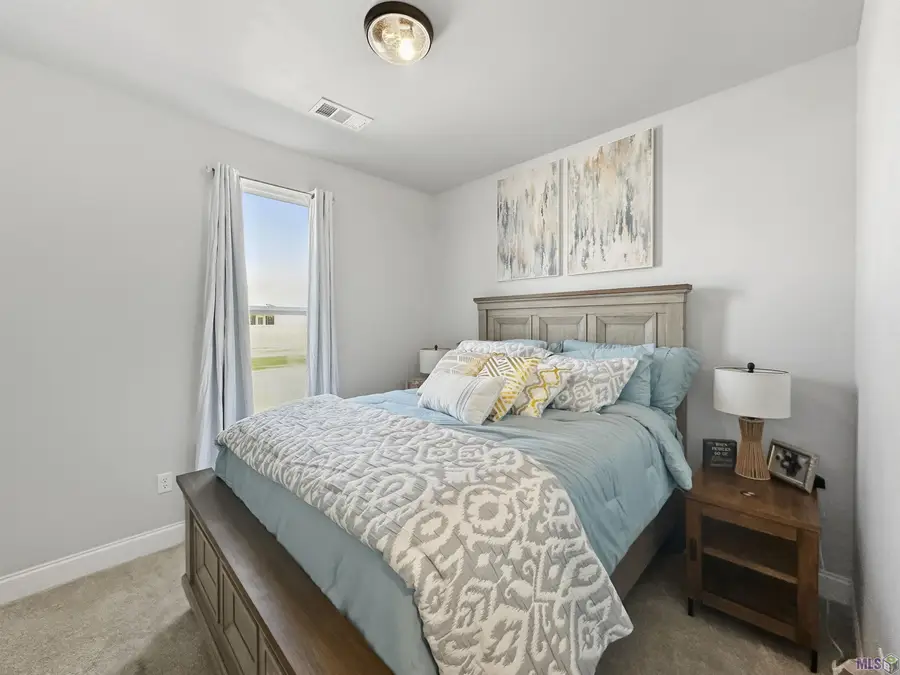 8602 Edgewater Dr, Baton Rouge, LA 70820 - Image #3