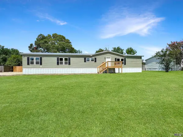 32279 Tuck Ln, Denham Springs, LA 70706