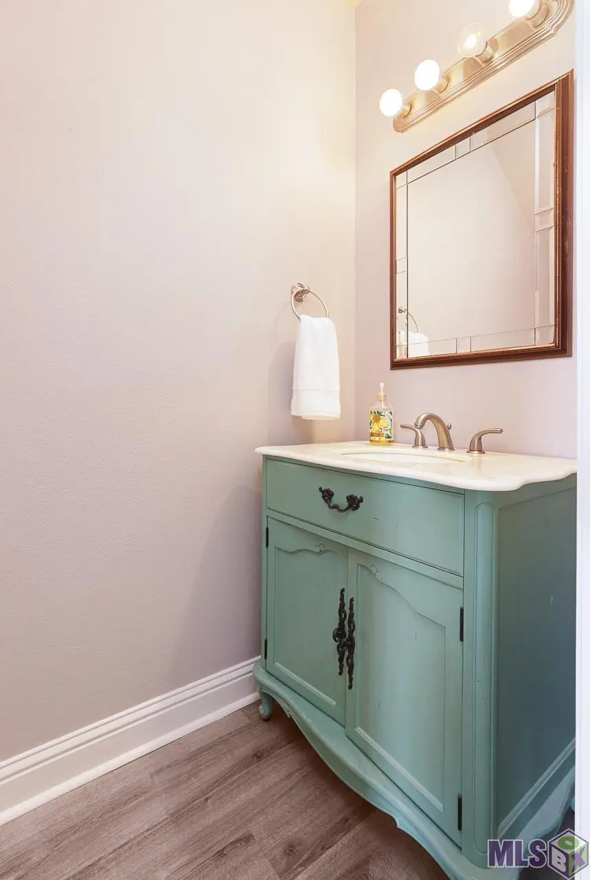 151 Aspen Square #B17, Denham Springs, LA 70726 - Image #3
