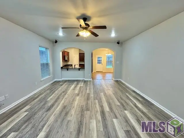 445 Christopher Dr, Bayou Cane, LA 70364 - Image #2