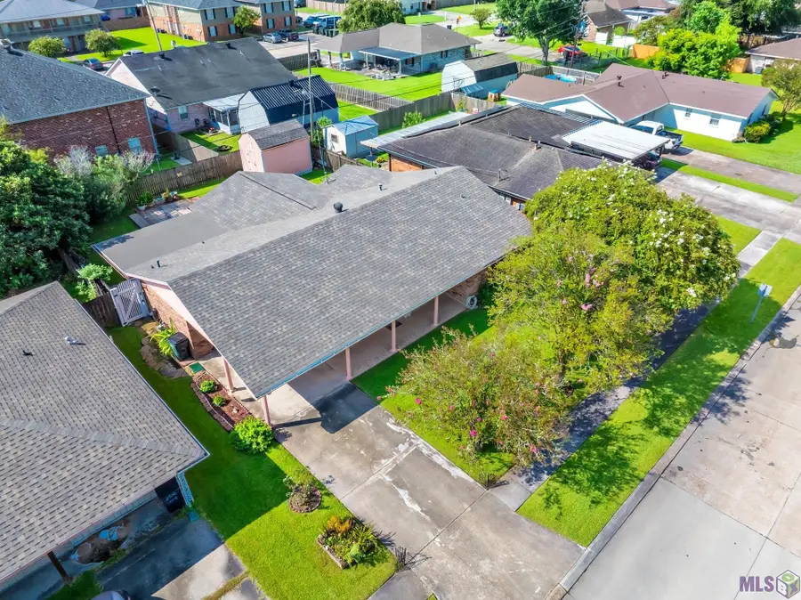 304 Douglas Dr, Bayou Cane, LA 70364 - Image #2