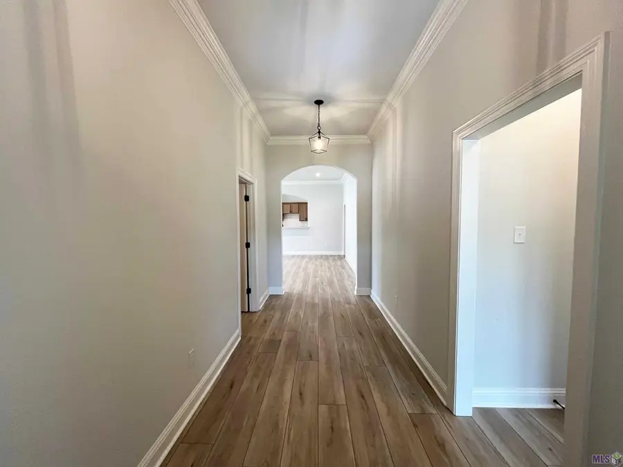 42234 Blue Bay Dr, Ponchatoula, LA 70454 - Image #2