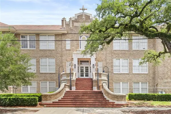 1215 Louisiana Avenue #105, New Orleans, LA 70115