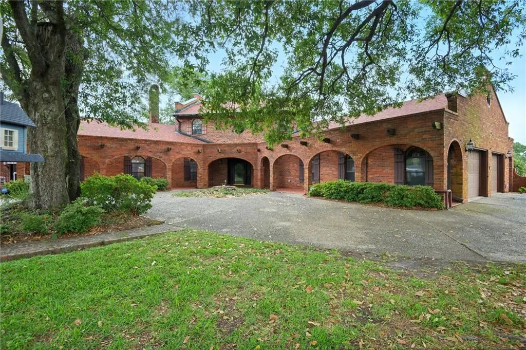 302 Schlief Drive, Belle Chasse, LA 70037 - Image #1