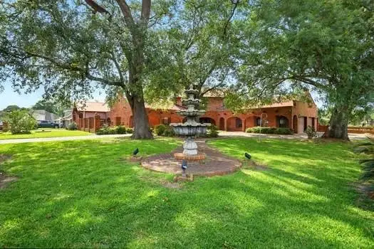 302 Schlief Drive, Belle Chasse, LA 70037 - Image #2