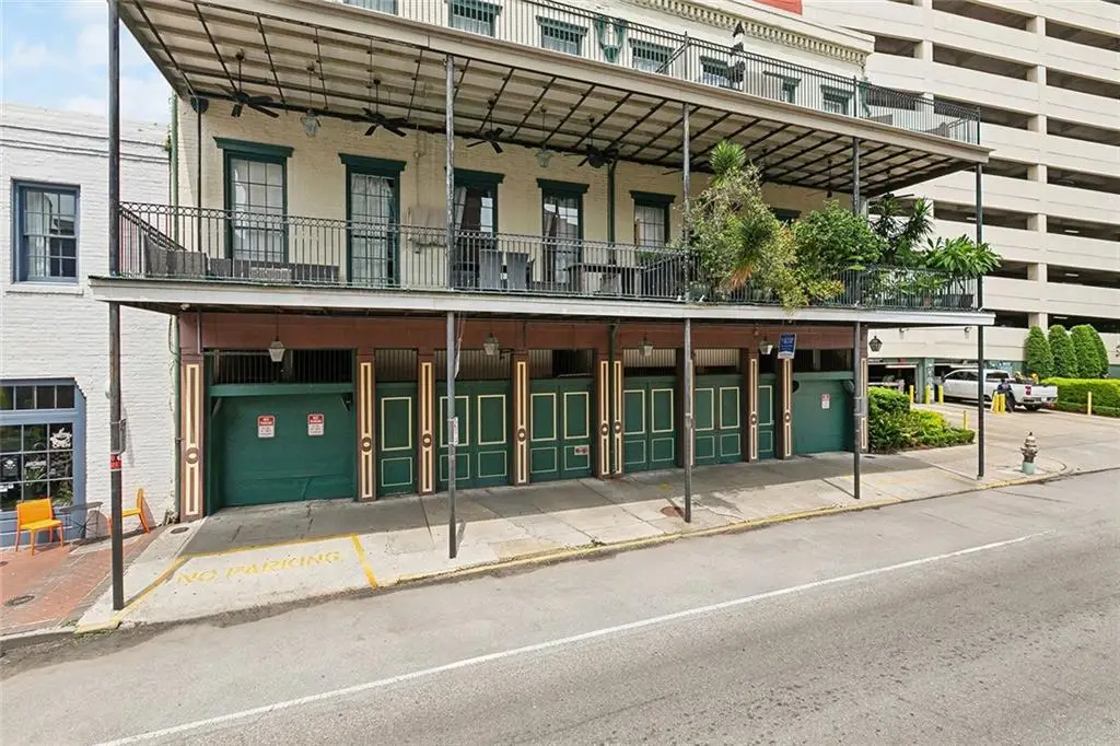 633 Tchoupitoulas Street #4, New Orleans, LA 70130 - #1