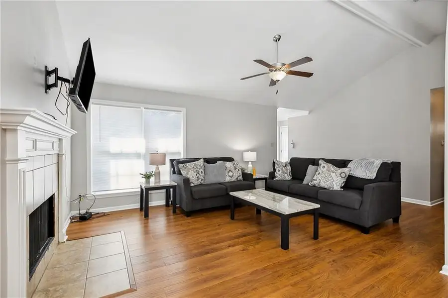 7332 N Jefferson Pl Circle #39D, Baton Rouge, LA 70809 - Image #2