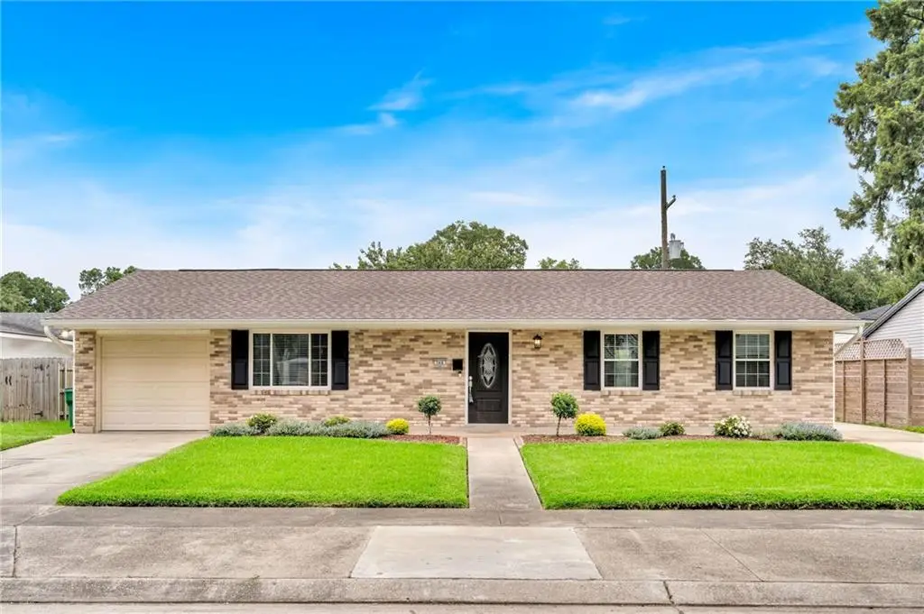 566 Welham Loop, La Place, LA 70068 - Image #1