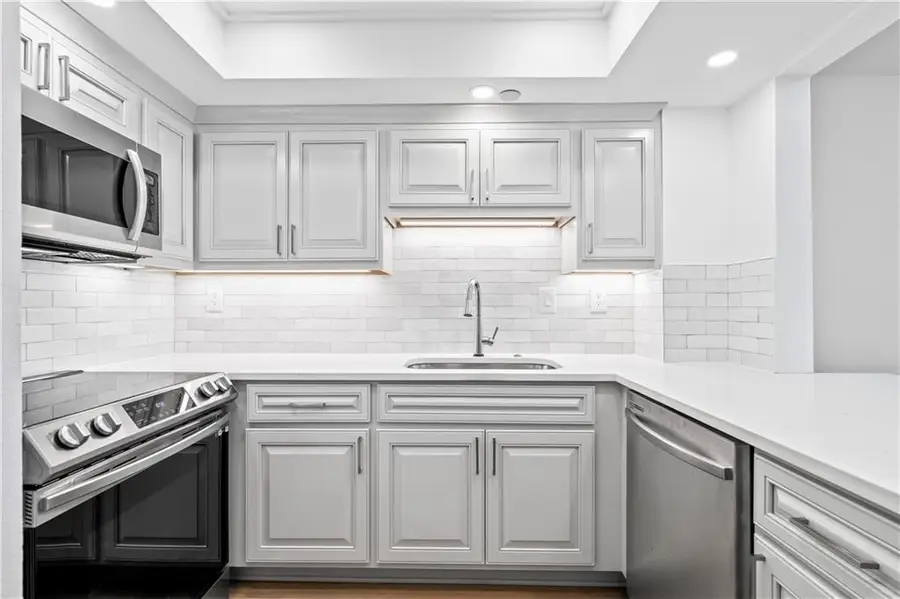 300 Lake Marina Avenue #7-C, New Orleans, LA 70124 - Image #2