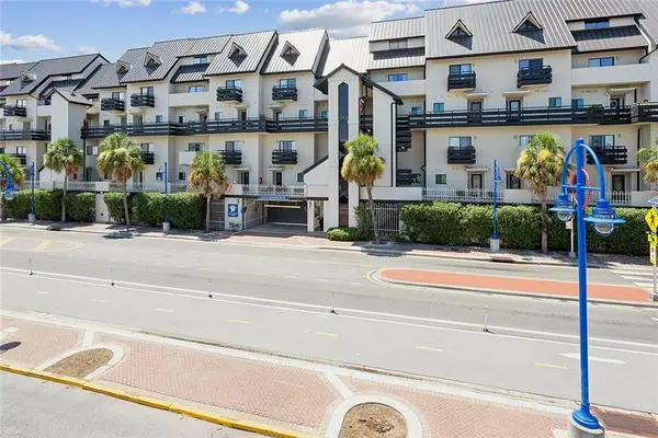 7300 Lakeshore Drive #22, New Orleans, LA 70124