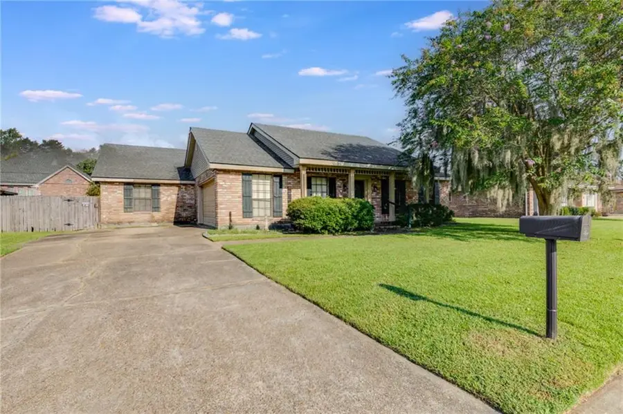129 Dunleith Drive, Destrehan, LA 70047 - #2