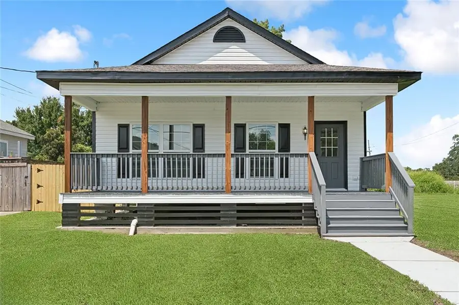 1404 Alexander Avenue, Arabi, LA 70032 - Image #2