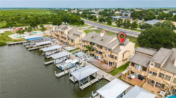 24 Lake Breeze Drive #24, New Orleans, LA 70129