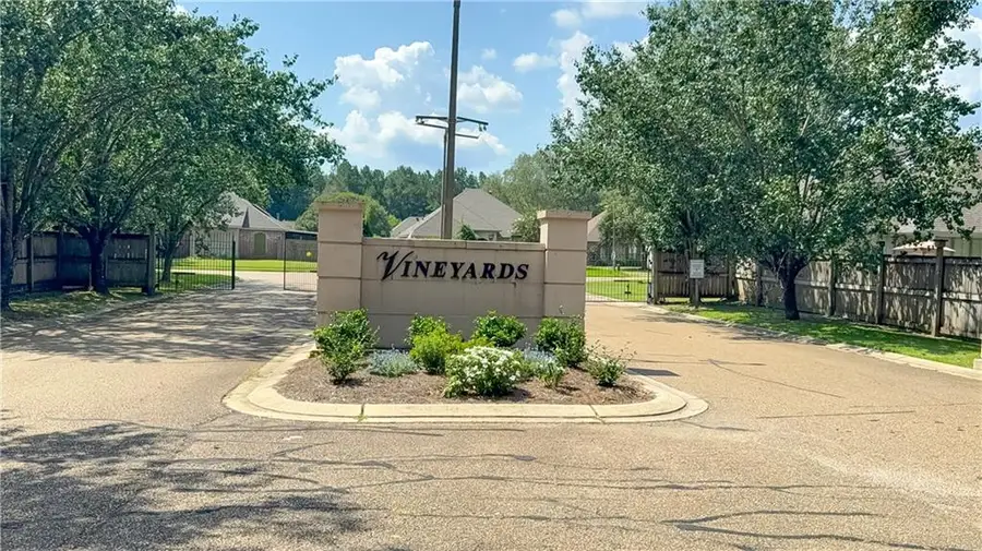 115 Vintage Drive, Covington, LA 70433 - Image #2