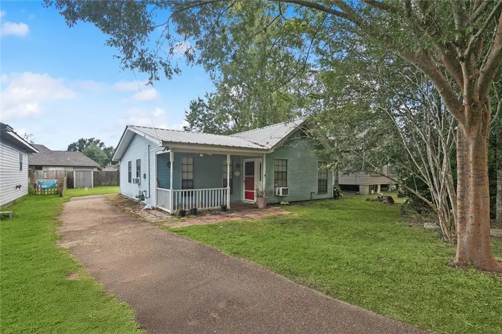 680 Montmartre Street, Mandeville, LA 70448 - Image #1