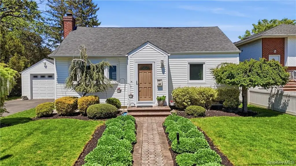 15 Russel Avenue, Bethpage, NY 11714 - #1