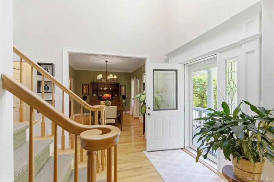 15 Framingham Lane, Shoreham, NY 11786 - #2