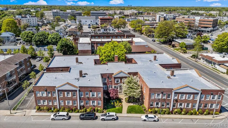 70 S Park Avenue #204, Rockville Centre, NY 11570 - #2