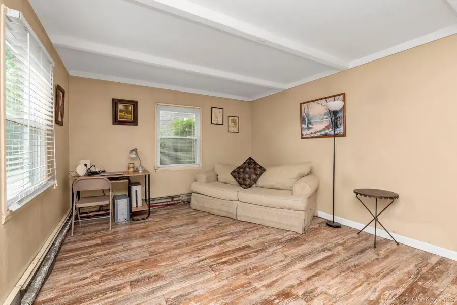 87 Slate Lane, Levittown, NY 11756 - #3