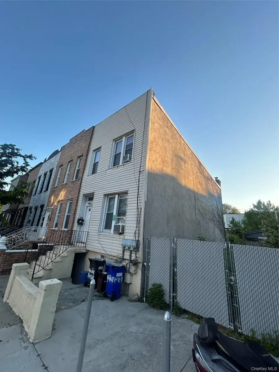 26 Gunther Place, Brooklyn, NY 11233 - #2