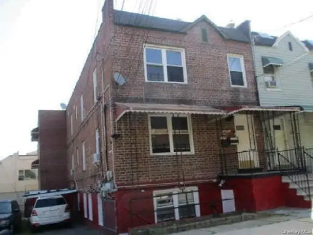 2962 Wickham Avenue, Bronx, NY 10469 - #1