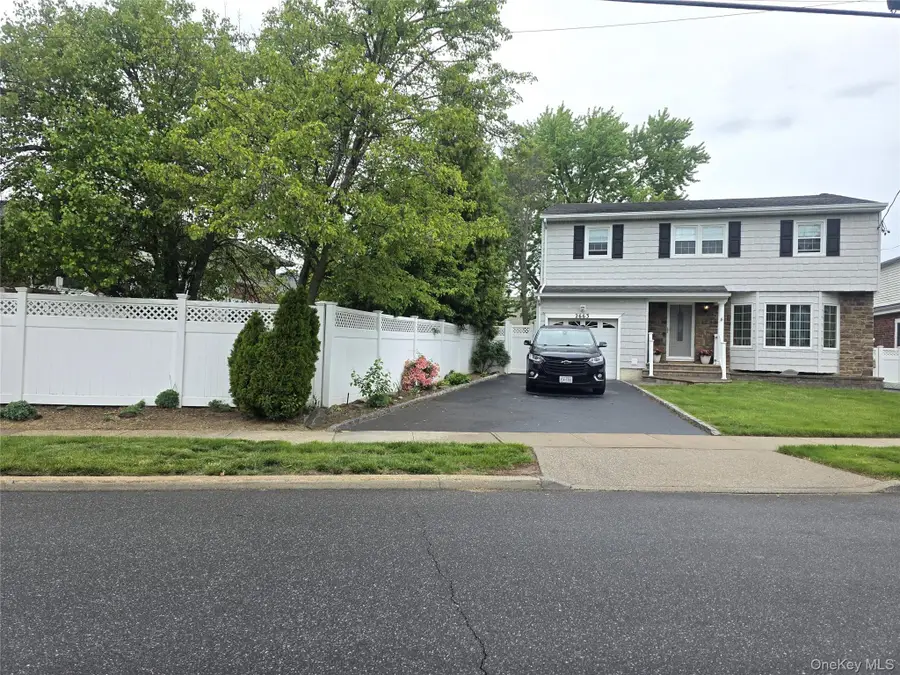 2663 Columbus Avenue, North Bellmore, NY 11710 - #2