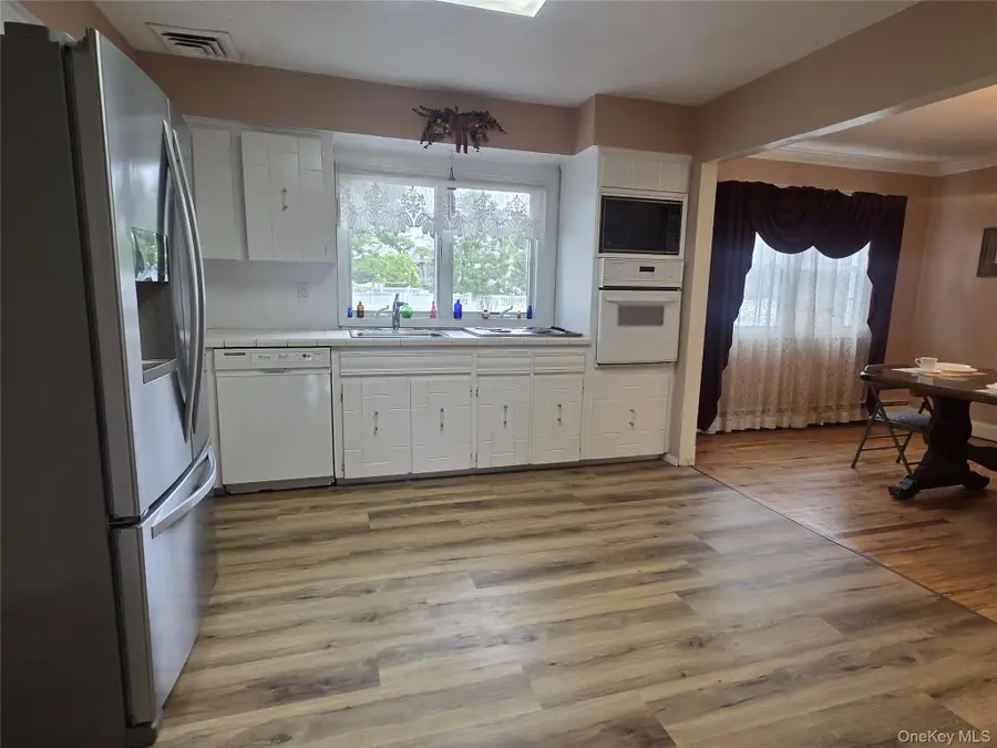 2663 Columbus Avenue, North Bellmore, NY 11710 - #3