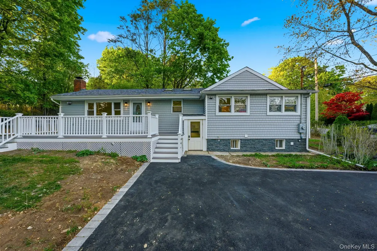 21 Newfoundland Avenue, Huntington, NY 11743 - #1