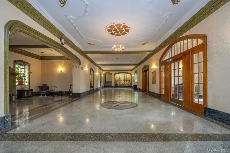 60 W Broad Street #1G, Mount Vernon, NY 10552 - #3