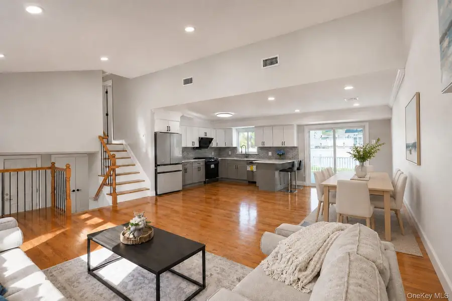 43 Friendly Lane, Jericho, NY 11753 - #3