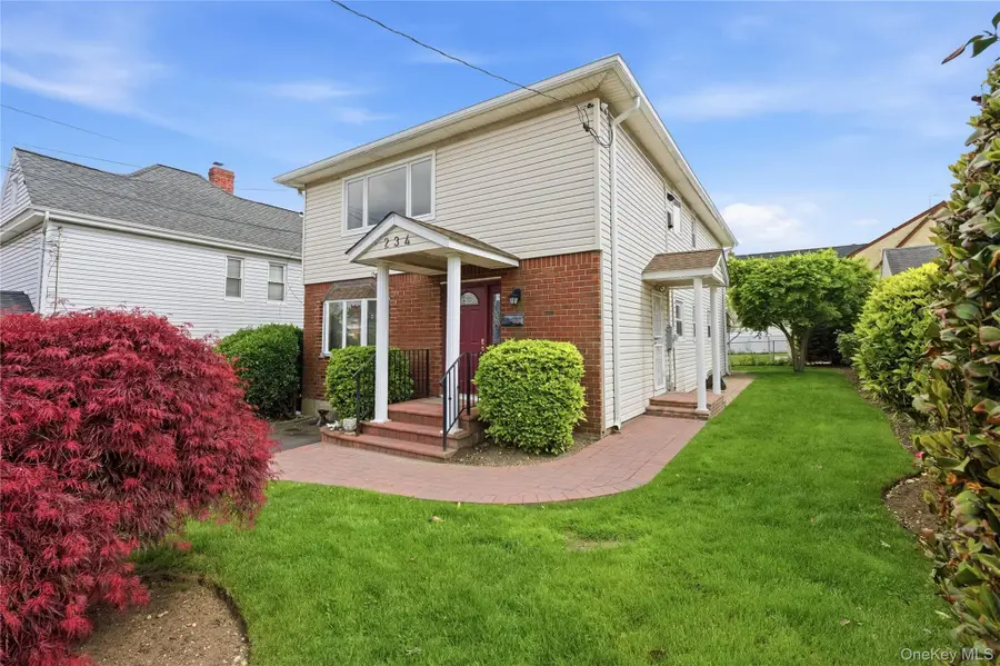 234 Winthrop Avenue, Westbury, NY 11590 - #3