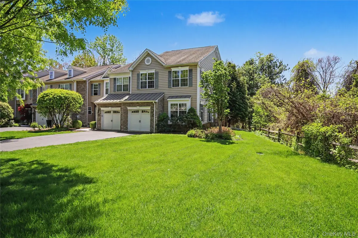 760 Huntington Drive, Fishkill, NY 12524 - #1