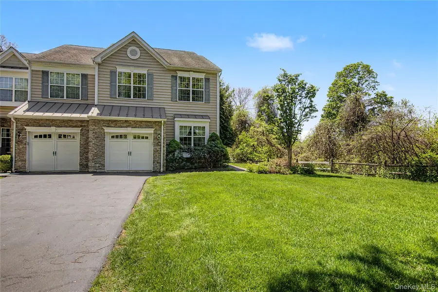 760 Huntington Drive, Fishkill, NY 12524 - #2