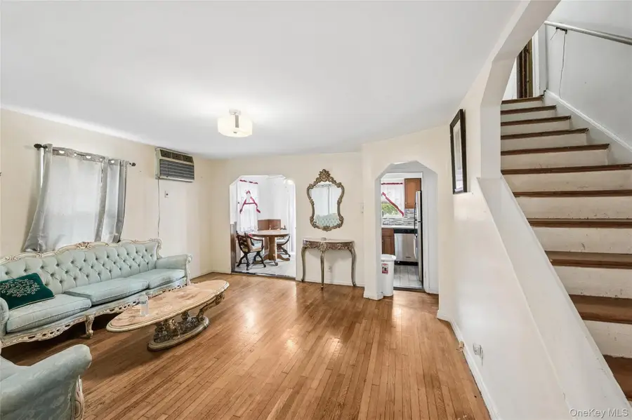 1043 Thomas Avenue, Baldwin, NY 11510 - #2