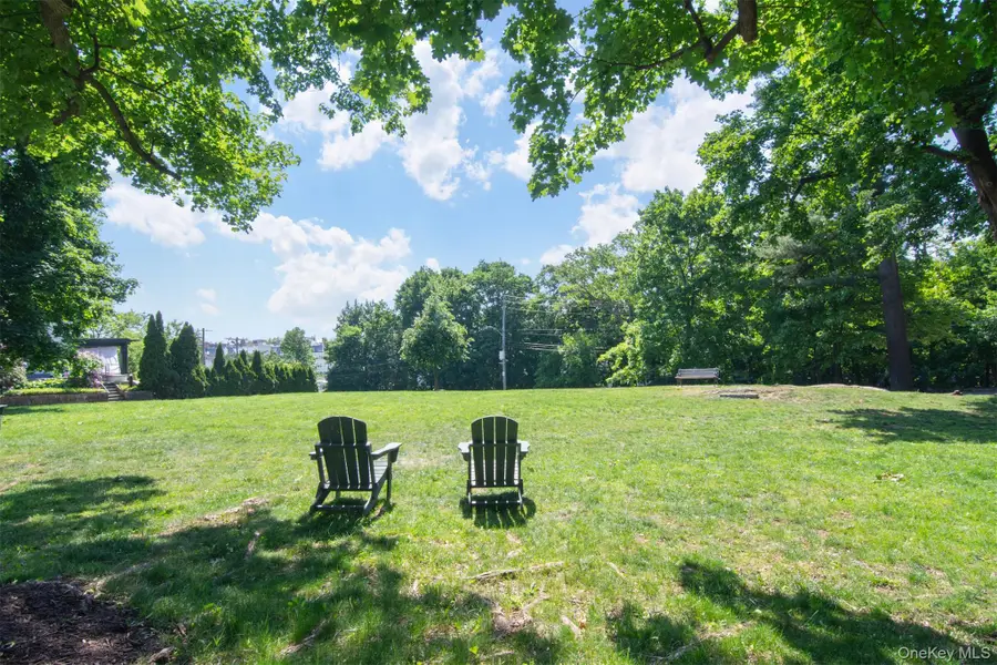 11 Beechtree Lane #1A, Bronxville, NY 10708 - #3