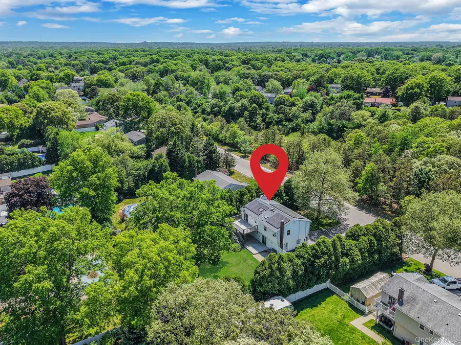 15 Peters Lane, Port Jefferson Station, NY 11776 - #3