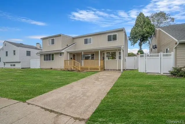 5 Cheryl Lane, North Babylon, NY 11703 - #1