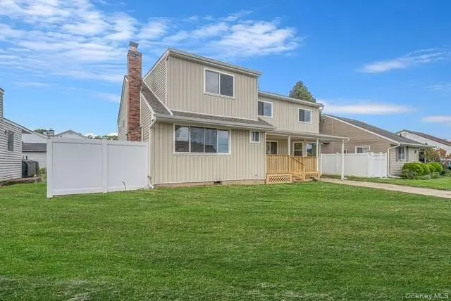 5 Cheryl Lane, North Babylon, NY 11703 - #2