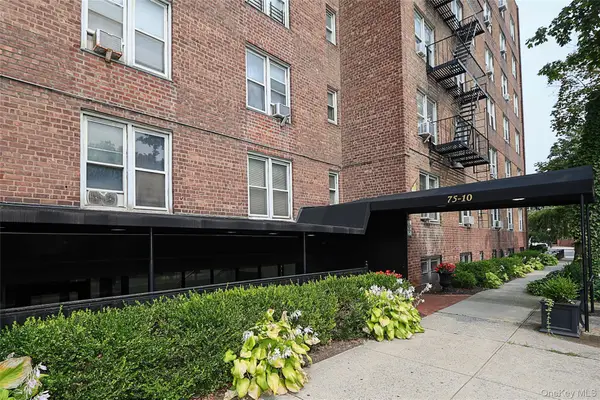 7510 Yellowstone Boulevard #2C, Rego Park, NY 11374