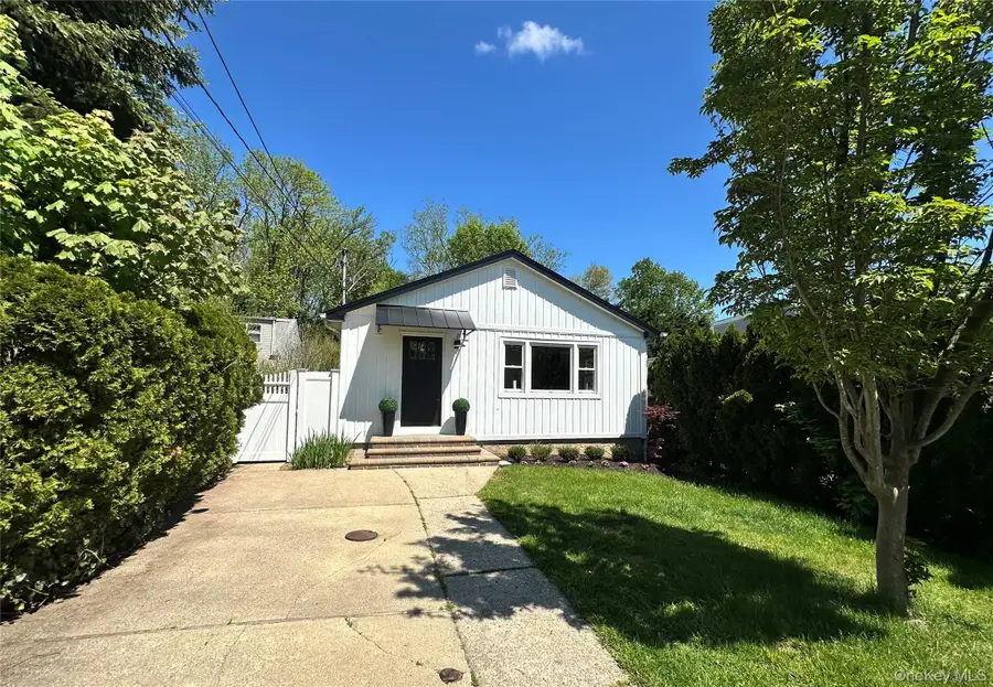 47 Norwich Street, Huntington Station, NY 11746 - #3