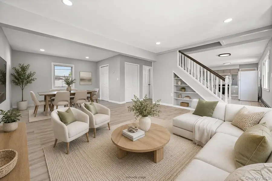 28 Candle Lane, Levittown, NY 11756 - #3