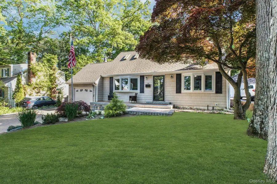 16 Davis Street, Melville, NY 11747 - #2