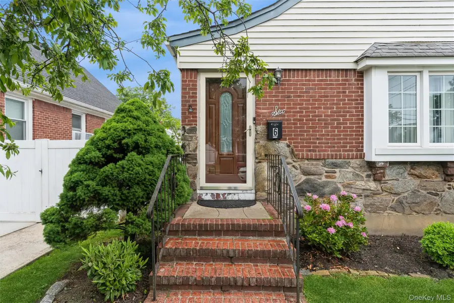 6 Jasper Street, Valley Stream, NY 11580 - #2