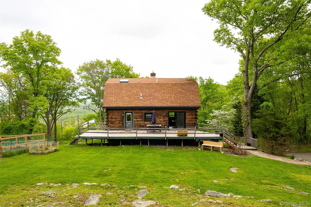 28 Wonderland Drive, Hopewell Junction, NY 12533 - #1