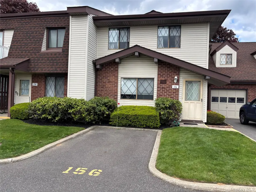 156 W Cambridge Drive E #156, Copiague, NY 11726 - #2