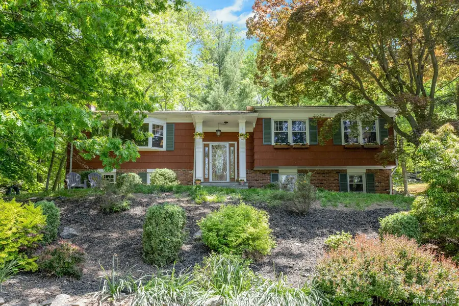 8 Woodland Road, Bedford, NY 10506 - #2