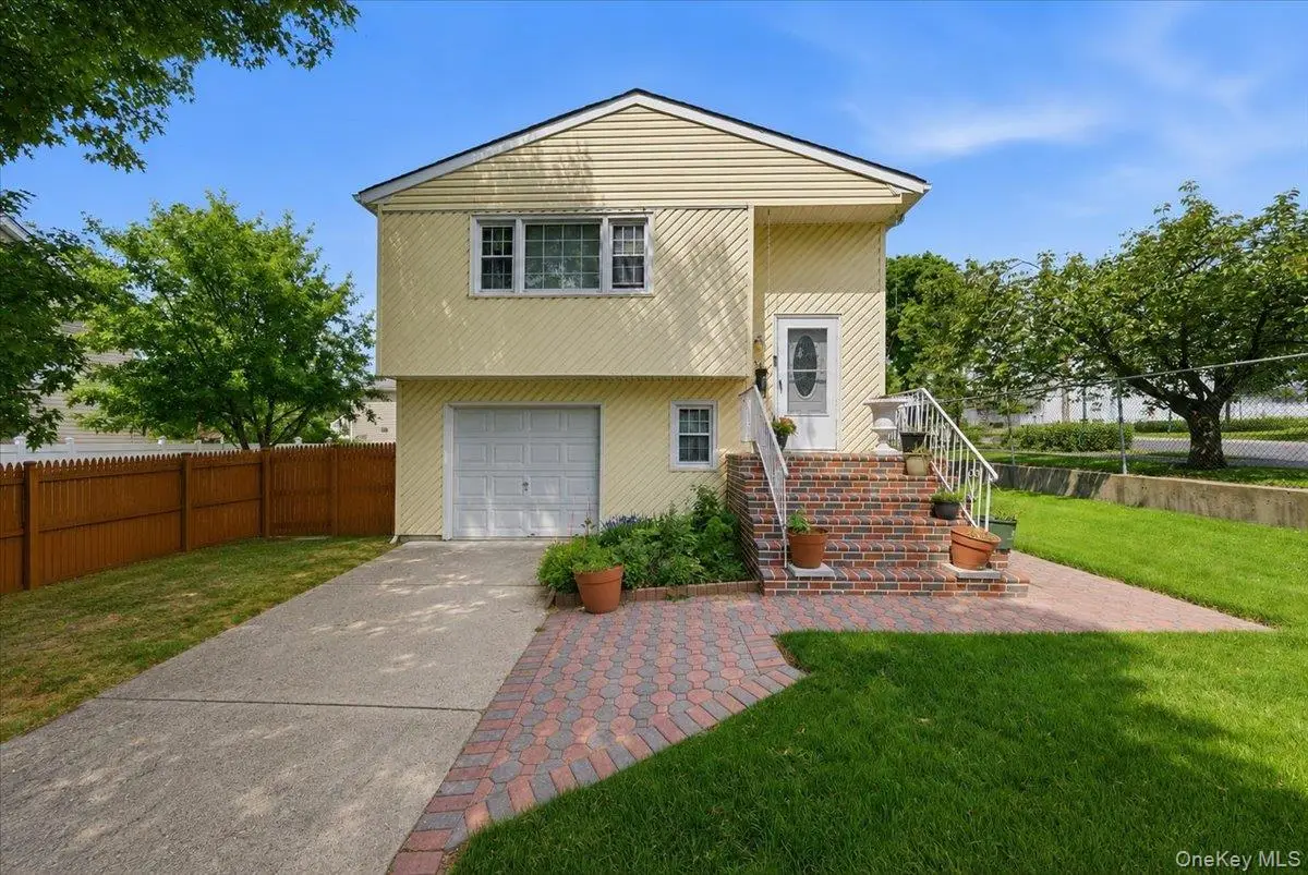 380 Sheridan Street, Westbury, NY 11590 - #1