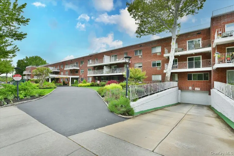 320 East Shore Road #15A, Great Neck, NY 11023 - #3